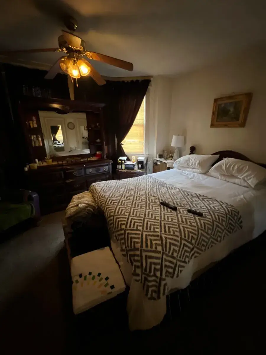 38 Ellsworth Ave Trenton, NJ 08618 5