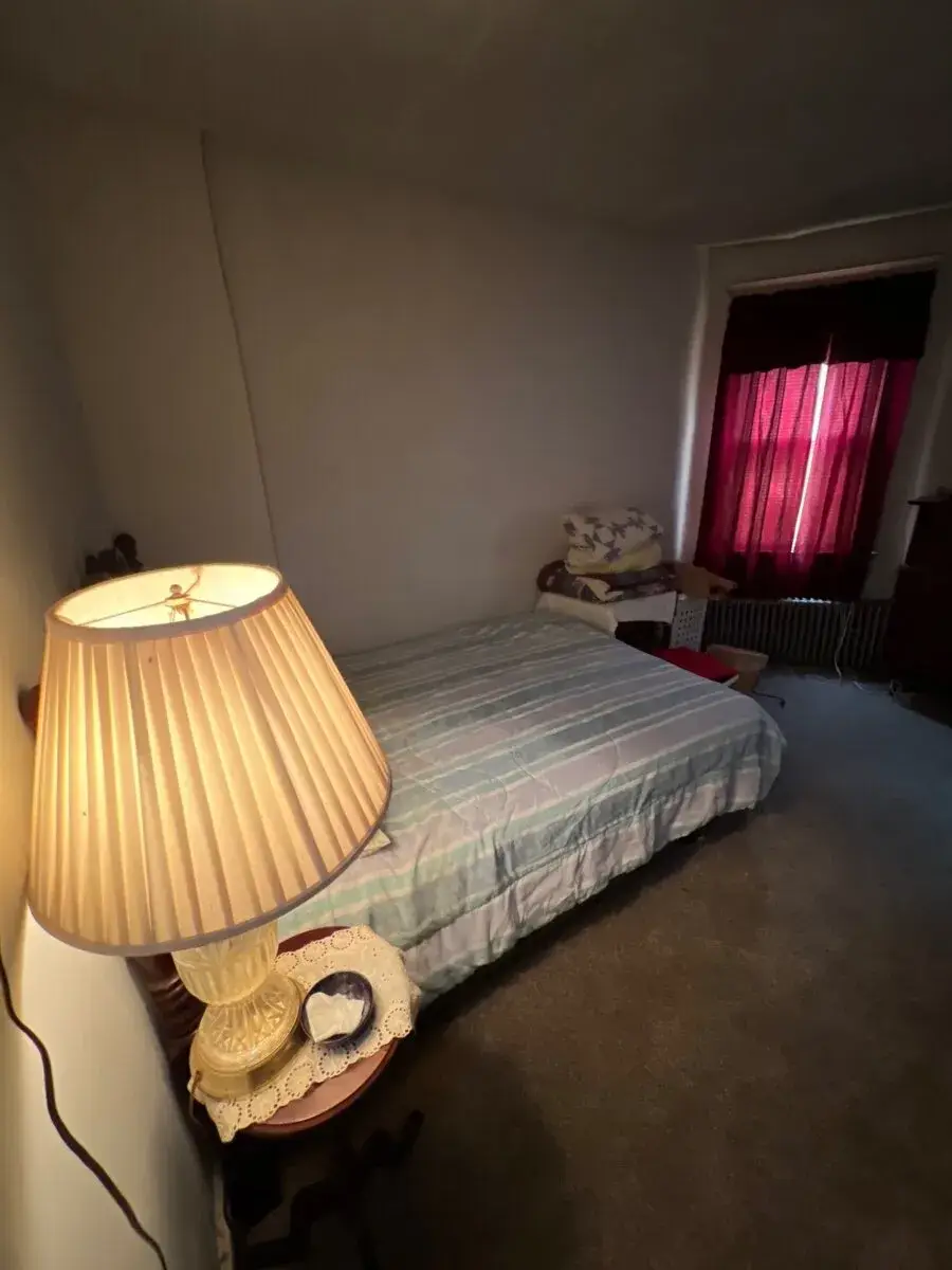 38 Ellsworth Ave Trenton, NJ 08618 3