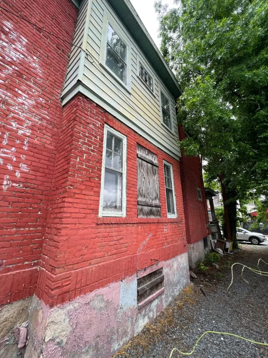 25 LaSalle Ave Trenton, NJ 08618 1